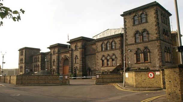 Estuvo un año en la cárcel porque no se acordaba el nombre de su abogado