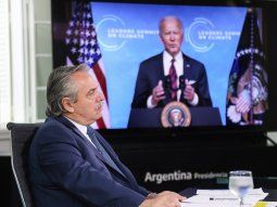 Alberto le agradeció a Biden la donación de 3,5 millones de vacunas de Moderna al país