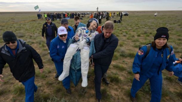 Este año, Petitt cumplió 70 años. Este año, Petitt cumplió 70 años.