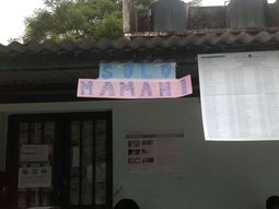 Solo Mamani, decía el cartel sobre la mesa jujeña