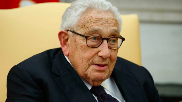 Murió Henry Kissinger, ex secretario de Estado de Estados Unidos que impulsó el golpe a Allende en Chile