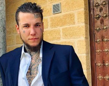Alex Caniggia se borró tatuajes de su cara y sorprendió con su nueva apariencia: ¡mirá!