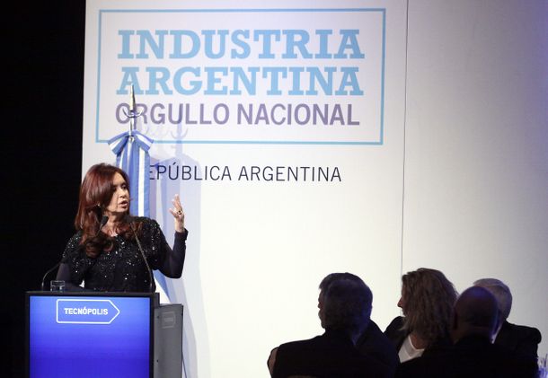 Cristina Fernández dijo que el tipo de cambio no está retrasado
