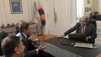 anibal f. recibio al embajador de estados unidos anibal f. recibio al embajador de estados unidos