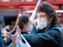 Se identificaron columnas de Javier Milei con fragmentos textuales de otros autores y sin referencia a ellos