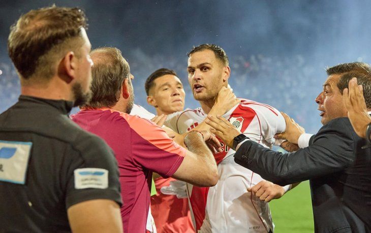 El gesto de Sebastián Villa que desató los incidentes con River en Mendoza