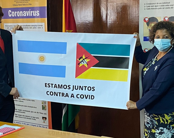 El cura de Racing luego de la llegada de vacunas donadas a Mozambique: El orgullo de ser argentino