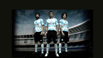 ¿racing o los pumas? cambio historico en la camiseta de la academia ¿racing o los pumas? cambio historico en la camiseta de la academia