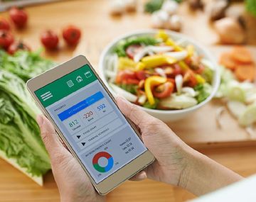 Varias aplicaciones permiten medir la cantidad de calorías en los alimentos.