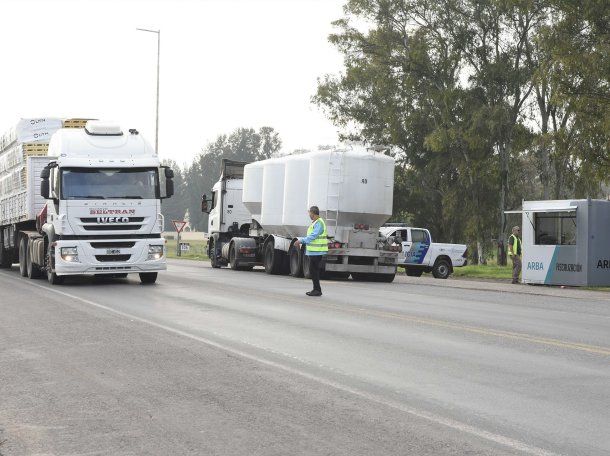 ARBA controla puntos estratégicos en la Provincia para evitar la evasión con granos
