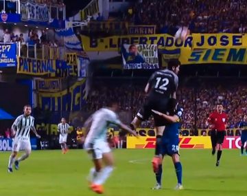 La pelea de Nández y Rossi luego del error en el segundo gol del Palmeiras