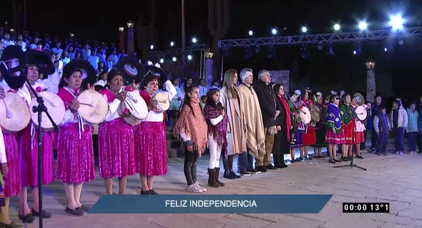 Llegó el Bicentenario: escuchá el himno en el primer minuto del festejo patrio