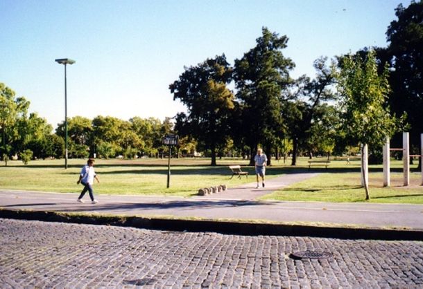 Habrá botones antipánico en plazas y parques de la Ciudad