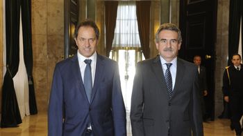 scioli y rossi, juntos en el acto por el dia del ejercito scioli y rossi, juntos en el acto por el dia del ejercito