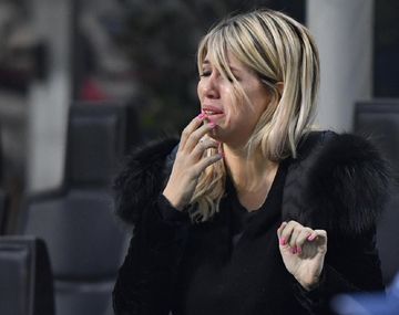 Wanda se largó a llorar en vivo y pidió una mano para Icardi