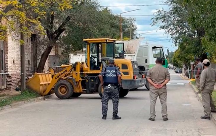 Macabro hallazgo en Deán Funes: encontraron un feto en un frasco en plena vía pública