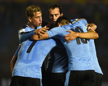 Uruguay goleó a Paraguay en Montevideo