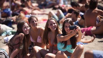 el turismo crecio casi 8% este verano y registro 18,7 millones de arribos nacionales el turismo crecio casi 8% este verano y registro 18,7 millones de arribos nacionales