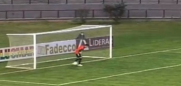 Ferro le ganó a Aldosivi gracias al blooper del año