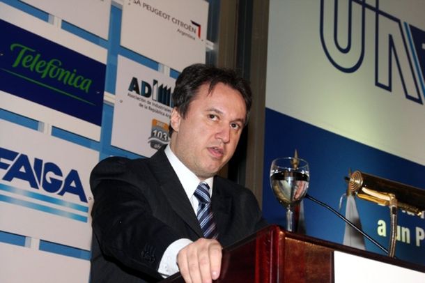 Economista del massismo, duro con el blanqueo y el cepo