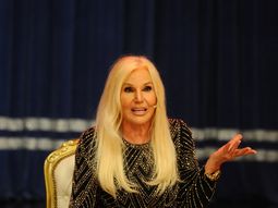 Susana Giménez afirmó que tiene sexo sin compromiso. Susana Giménez afirmó que tiene sexo sin compromiso.