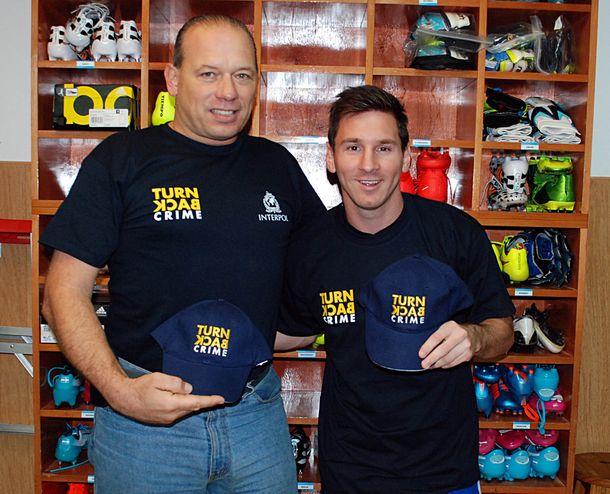 Lionel Messi se sumó a la campaña Turn Back Crime
