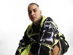 Callejero Fino anunció su regreso a los escenarios con un show increíble