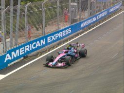 Franco Colapinto abandono en la Sprint del GP de Singapur Franco Colapinto abandono en la Sprint del GP de Singapur