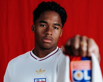 Endrick fue presentado en Lyon: el dorsal con historia que eligió y el motivo de su decisión