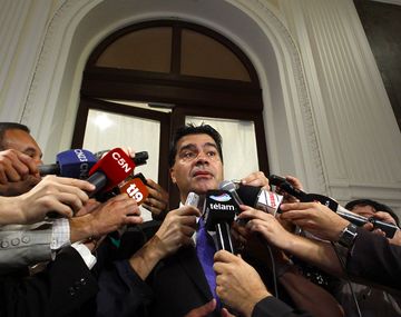 Capitanich debutó con una conferencia de prensa: dijo que hablará a diario con los medios