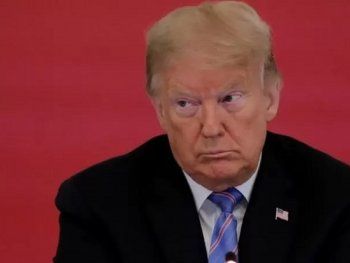 Donald Trump promete terminar con la locura de género si gana en 2024