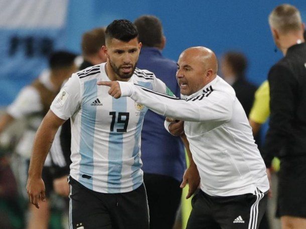 El Kun Agüero destrozó a Jorge Sampaoli