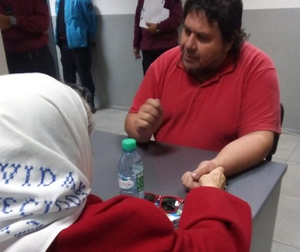 Segovia junto con Hebe de Bonafini.