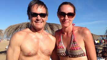 allanaron el departamento del hermano farre por amenazas a sandra schaefer allanaron el departamento del hermano farre por amenazas a sandra schaefer