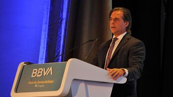 Luis Lacalle Pou, presidente del Uruguay, destacó la importancia de la sostenibilidad de las políticas públicas, más allá de la del medioambiente. Luis Lacalle Pou, presidente del Uruguay, destacó la importancia de la sostenibilidad de las políticas públicas, más allá de la del medioambiente.