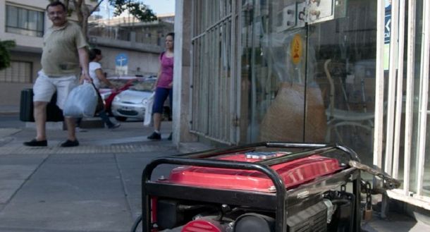 La térmica superó los 37 grados y hay más de 131 mil usuarios sin luz