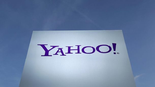 Yahoo colaboró con el FBI y la NSA