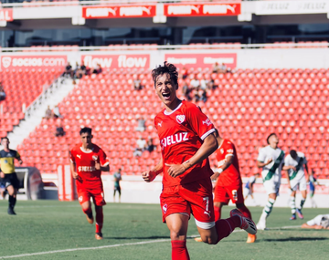 Hay futuro en Independiente: el hijo de Rambert subió a Primera