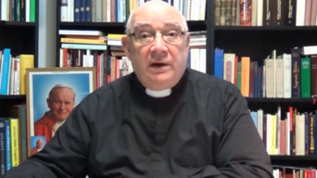 Este es Carlos Miguel Buela, acusado de abusar sexualmente a seminaristas en el IVE Este es Carlos Miguel Buela, acusado de abusar sexualmente a seminaristas en el IVE