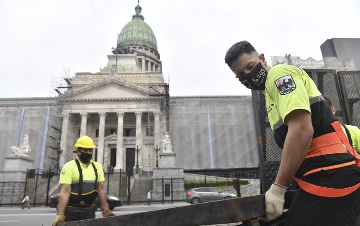 Por pedido de Cristina Kirchner, sacaron las vallas del Congreso