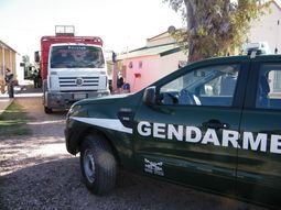 vestidos de gendarmes simularon un allanamiento y desvalijaron un local vestidos de gendarmes simularon un allanamiento y desvalijaron un local