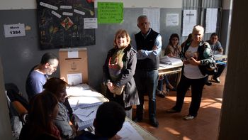 la camara electoral volvera a recibir a los partidos para reforzar la transparencia de los comicios la camara electoral volvera a recibir a los partidos para reforzar la transparencia de los comicios