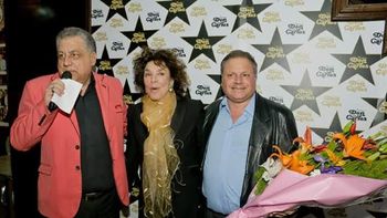 ¿graciela borges le obsequio a la mujer de cacho castana un regalo que le habian dado a ella? ¿graciela borges le obsequio a la mujer de cacho castana un regalo que le habian dado a ella?