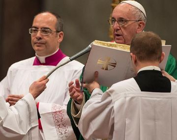 Habló Karcher en  Radio 10: el Papa escucha a todos