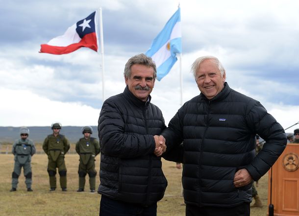 El ministro de Defensa viaja a Chile para firmar acuerdos de cooperación