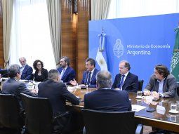 Arabia Saudita anunció inversiones millonarias en energía y salud alimentaria
