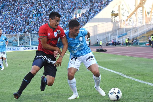 El Pirata fue despedido con silbidos de su gente