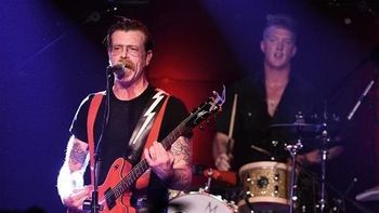 eagles of death metal volvera a paris a menos de un mes del ataque al bataclan eagles of death metal volvera a paris a menos de un mes del ataque al bataclan