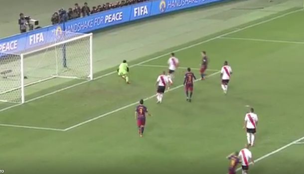Mirá la impresionante tapada de Barovero ante Lionel Messi