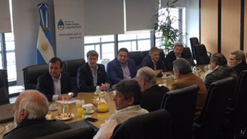 la cgt, antes de reunirse con el gobierno: si da respuestas, no hay paro la cgt, antes de reunirse con el gobierno: si da respuestas, no hay paro